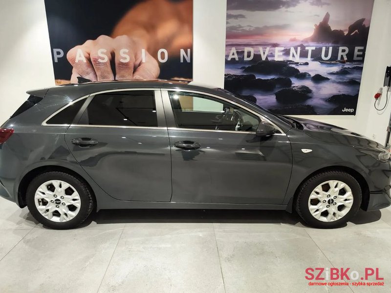 2022' Kia Ceed 1.5 T-Gdi M photo #5