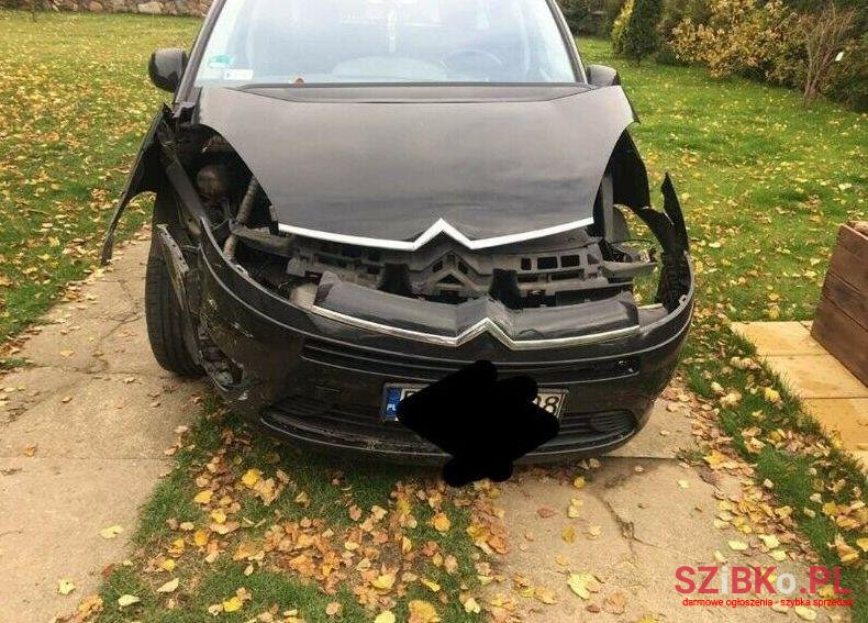 2008' Citroen C4 Picasso photo #1