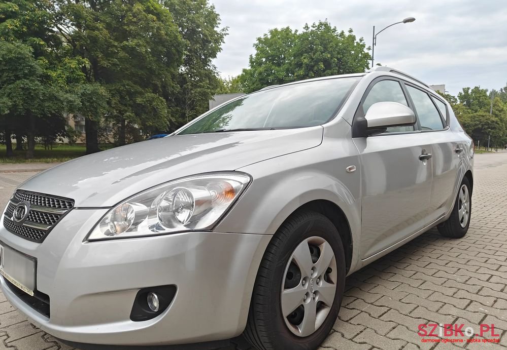 2008' Kia Ceed 1.4 Cvvt Sw Lx photo #2