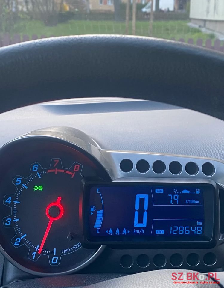 2011' Chevrolet Aveo 1.4 16V Lt photo #5