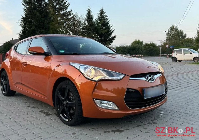 2015' Hyundai Veloster 1.6 Gdi Premium photo #2