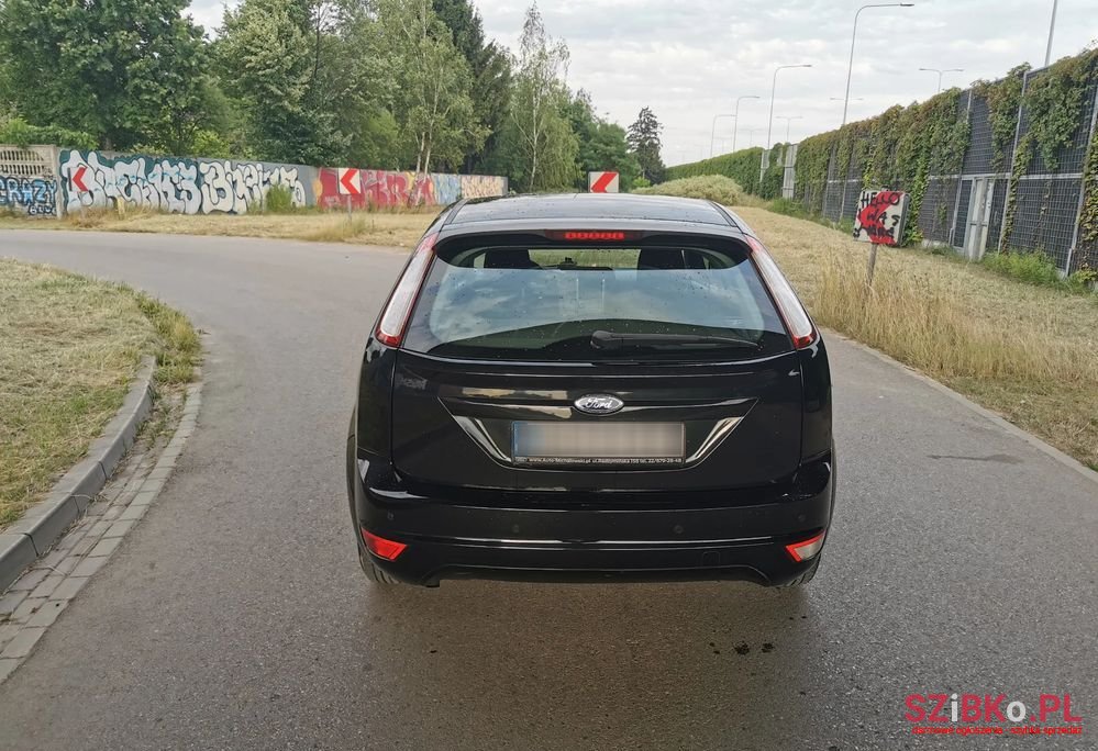 2008' Ford Focus photo #2