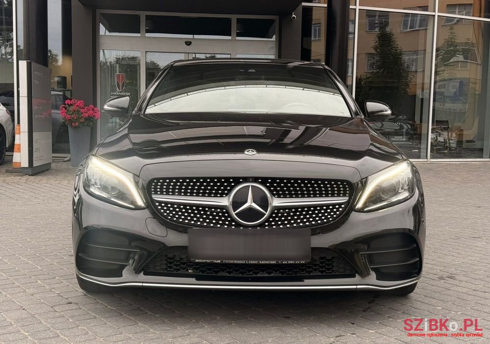 2018' Mercedes-Benz C-Class 200 4Matic photo #2