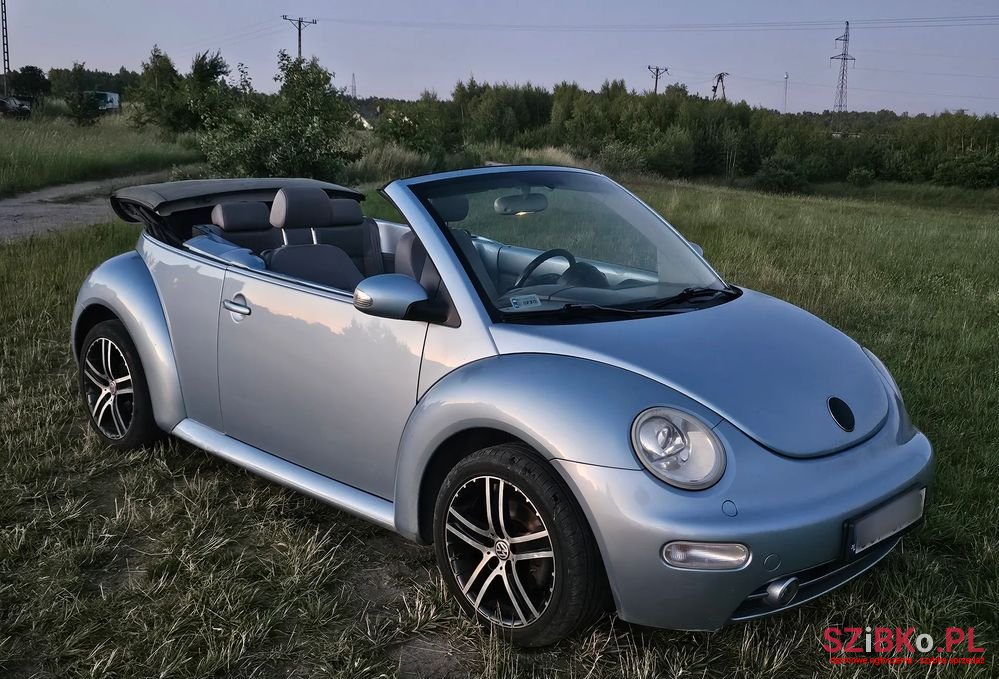 2004' Volkswagen New Beetle 1.8T photo #1