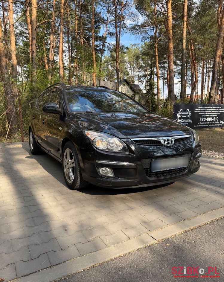 2009' Hyundai i30 1.6 Crdi Comfort photo #1