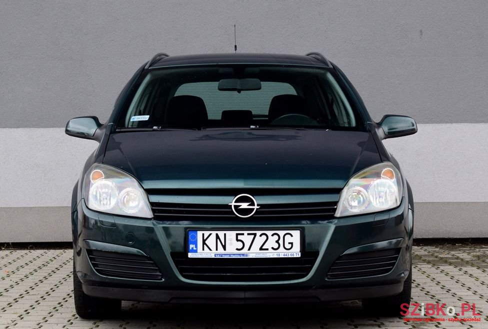 2005' Opel Astra photo #2