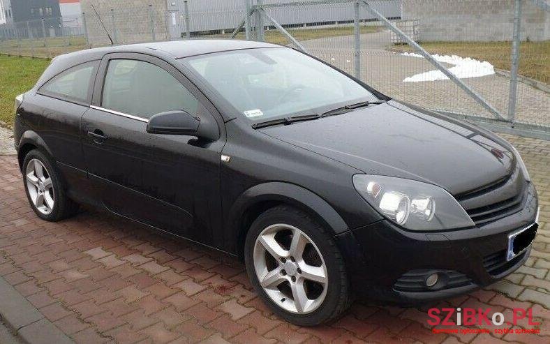 2007' Opel Astra photo #1