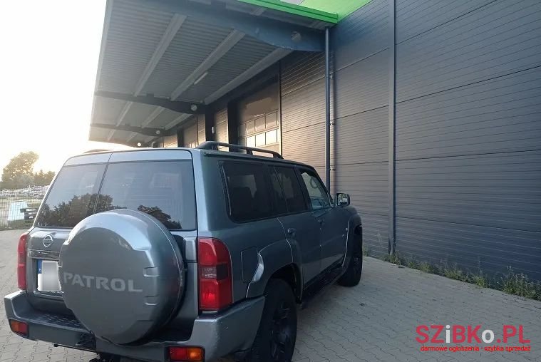 2007' Nissan Patrol 3.0 Dit Luxury photo #3