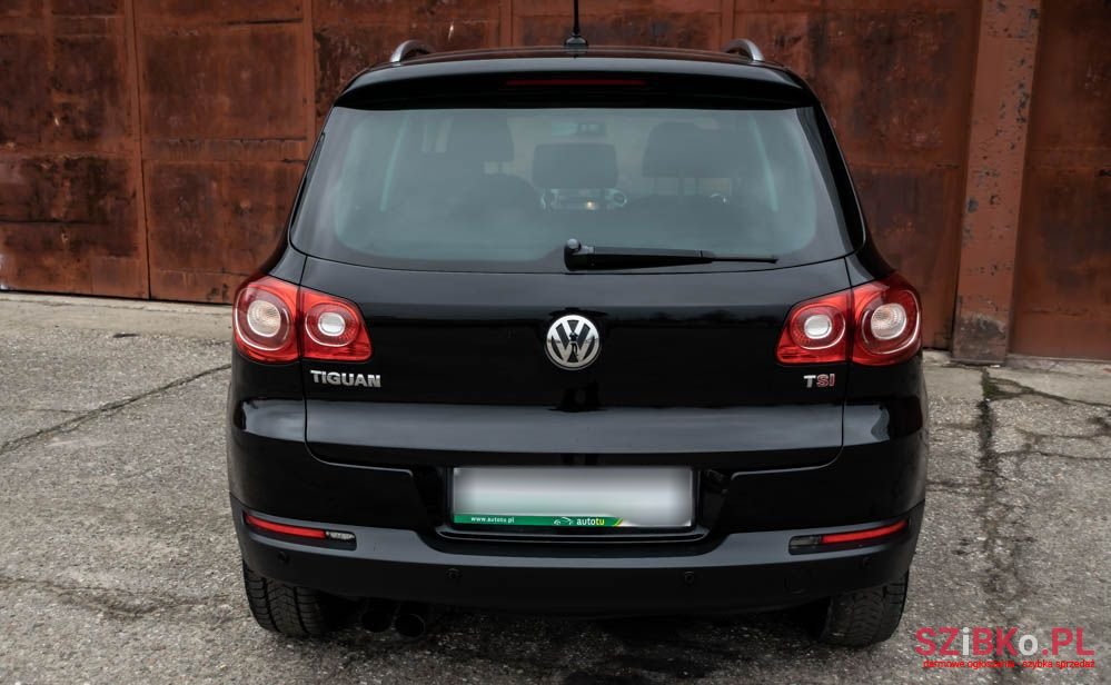 2009' Volkswagen Tiguan photo #4