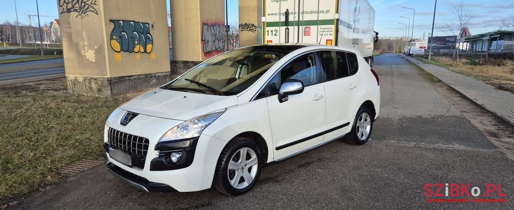 2012' Peugeot 3008 1.6 Hdi Premium photo #1