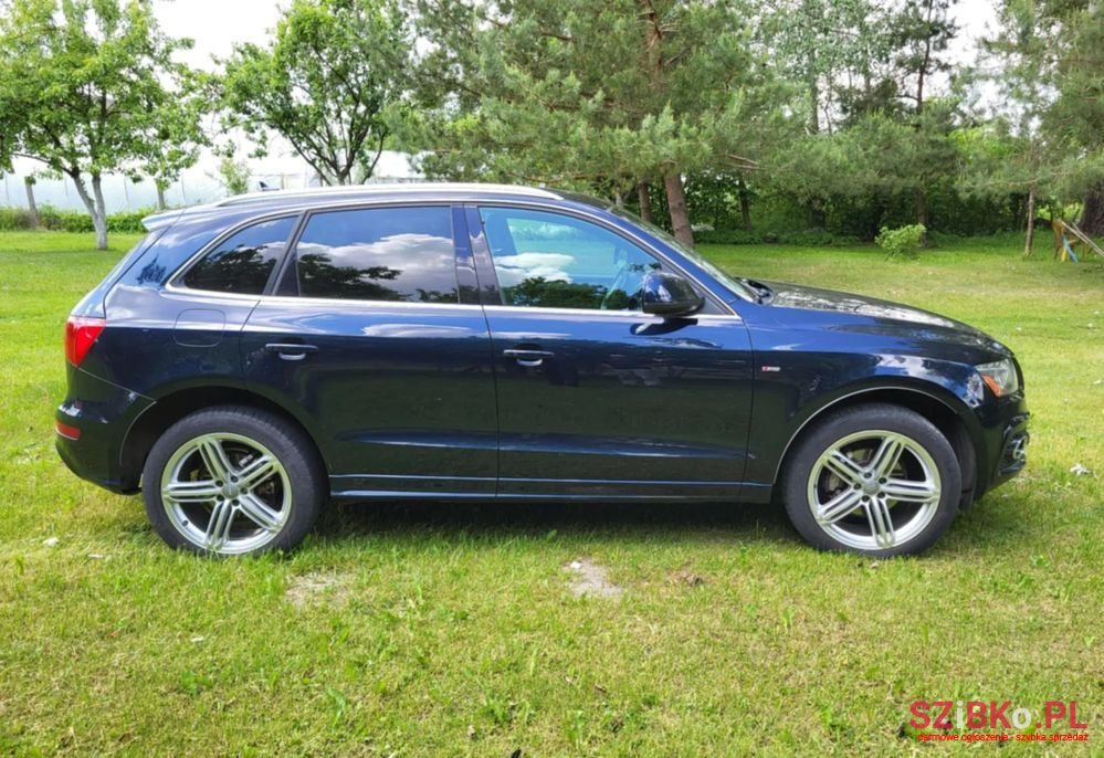 2010' Audi Q5 S Tronic photo #2