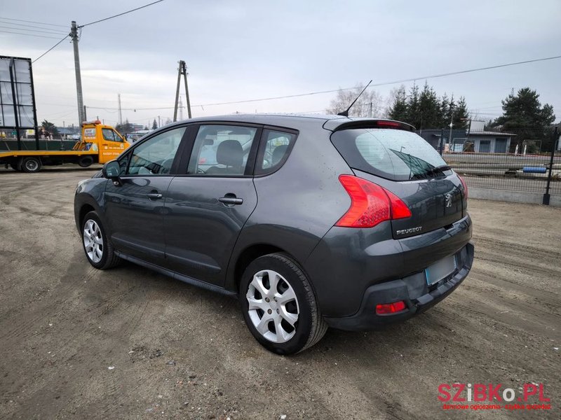 2011' Peugeot 3008 1.6 Active photo #6