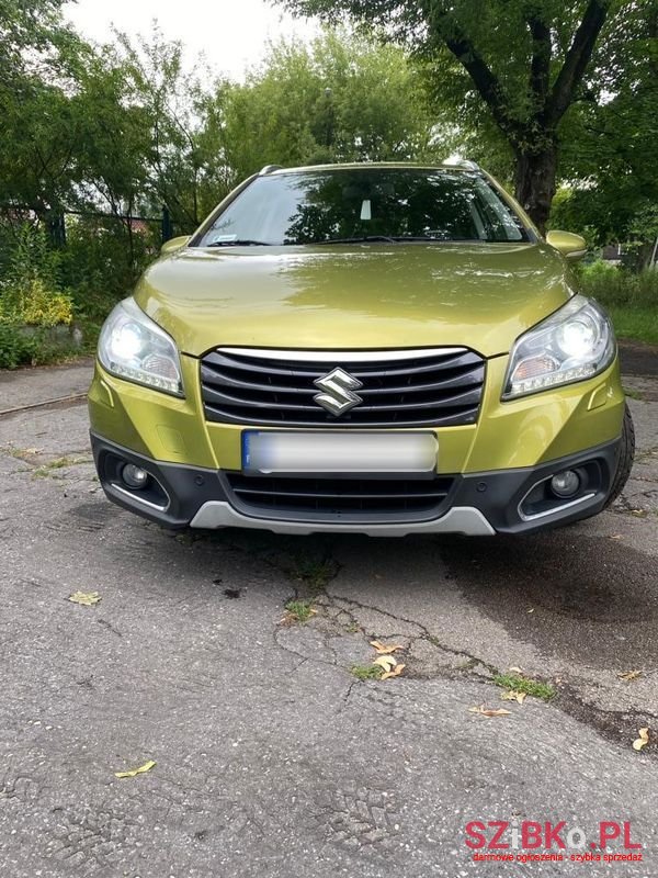 2014' Suzuki SX4 S-Cross photo #3