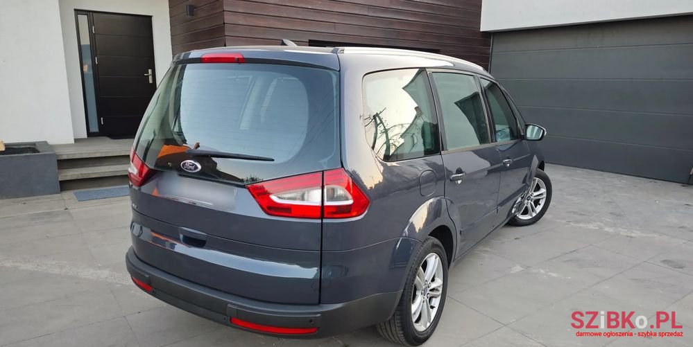 2011' Ford Galaxy 2.0 Titanium photo #3