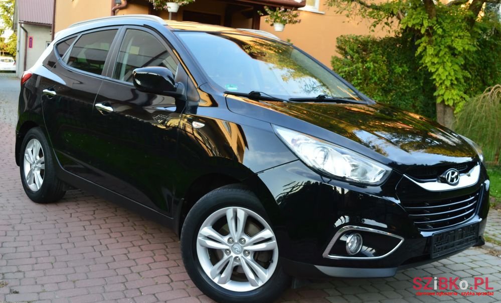 2011' Hyundai ix35 photo #3