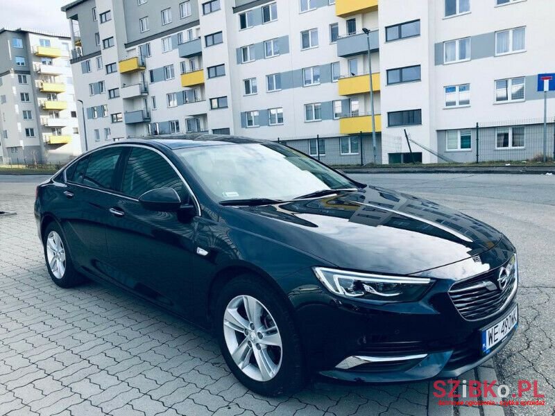 2019' Opel Insignia photo #2