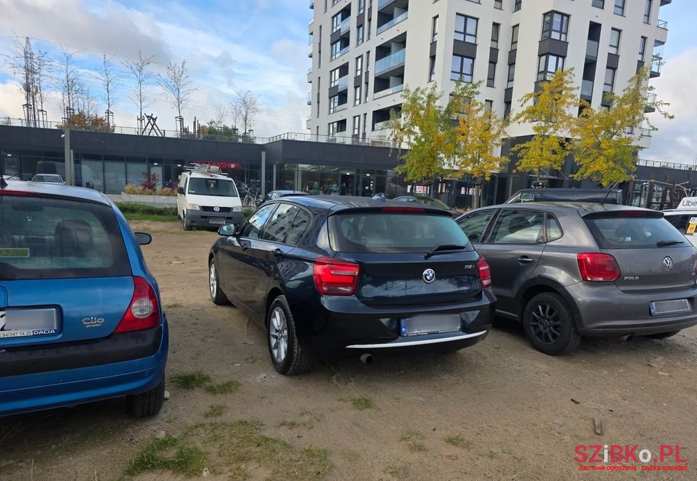 2012' BMW 1 Series photo #2