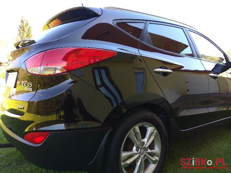 2011' Hyundai photo #4