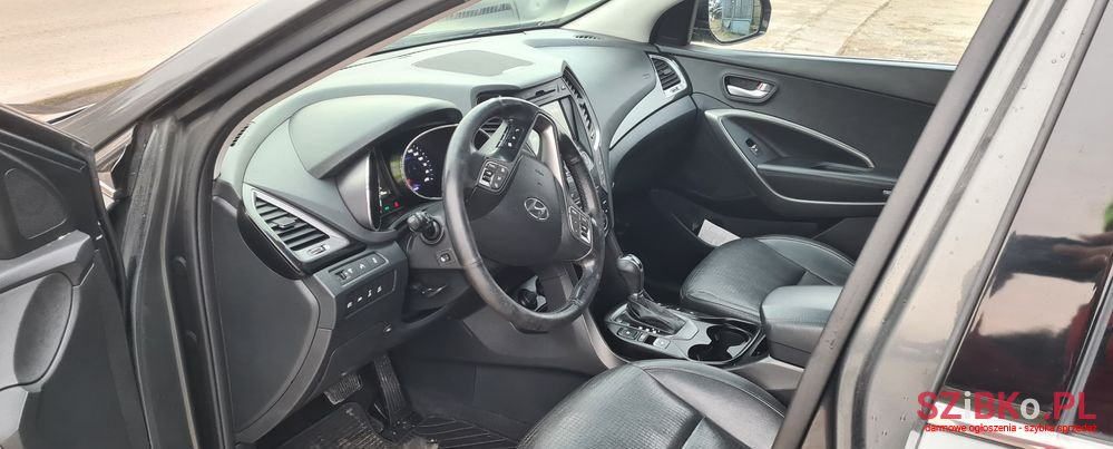 2014' Hyundai Grand Santa Fe photo #6