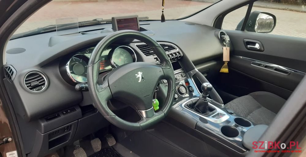 2010' Peugeot 3008 photo #1