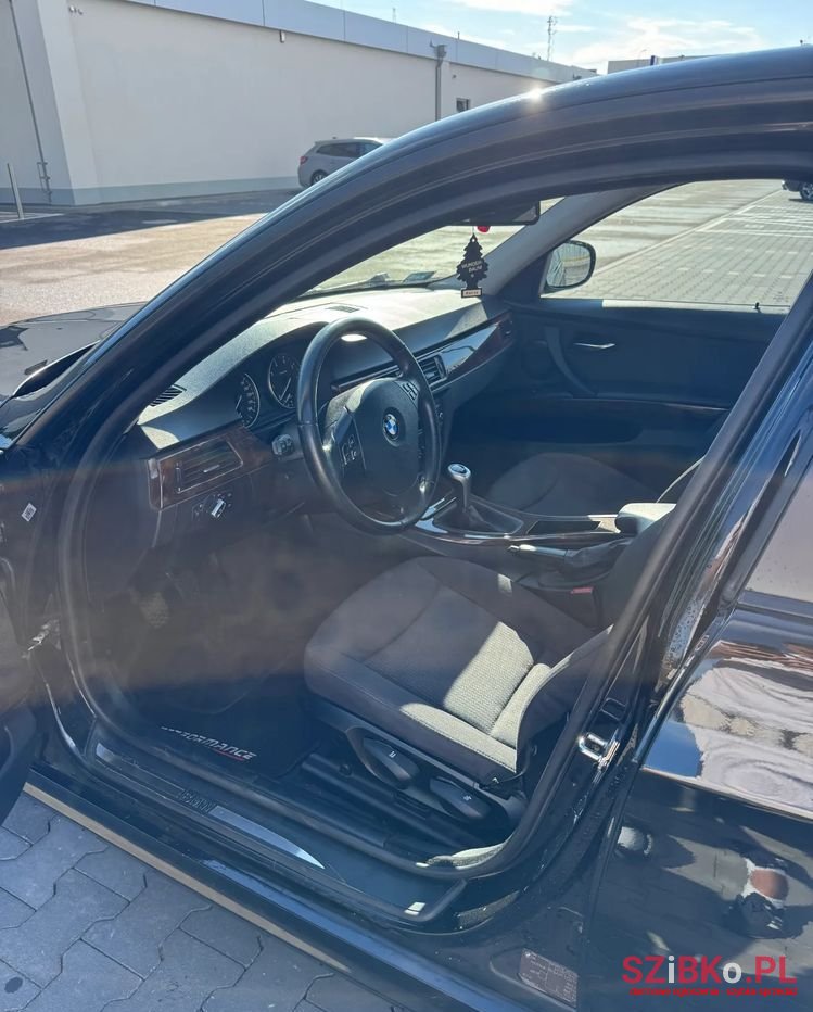 2008' BMW 3 Series 316I photo #5