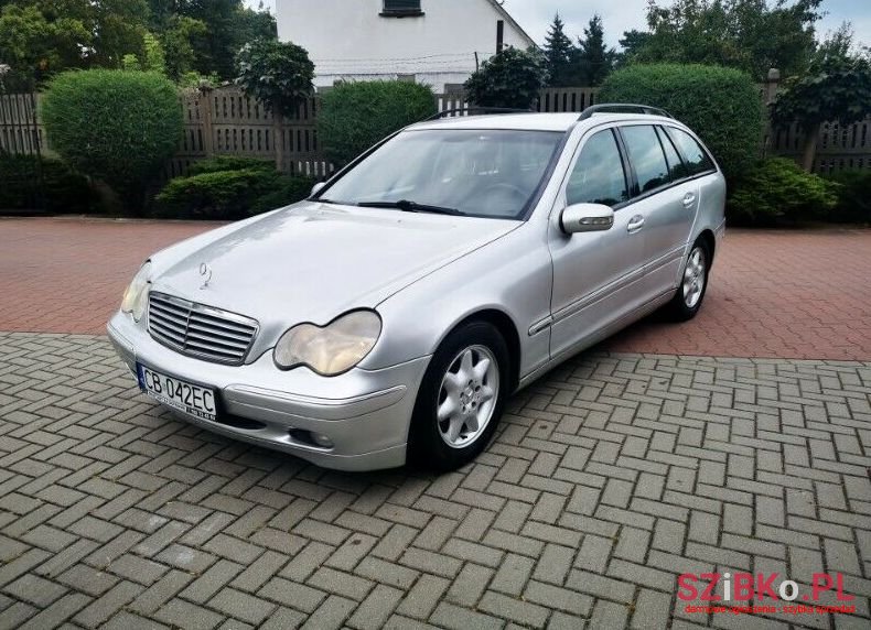 2001' Mercedes-Benz Klasa C photo #1