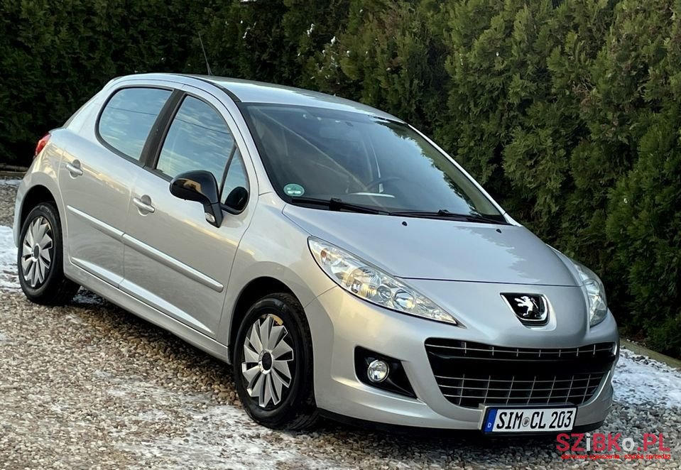 2011' Peugeot 207 photo #4