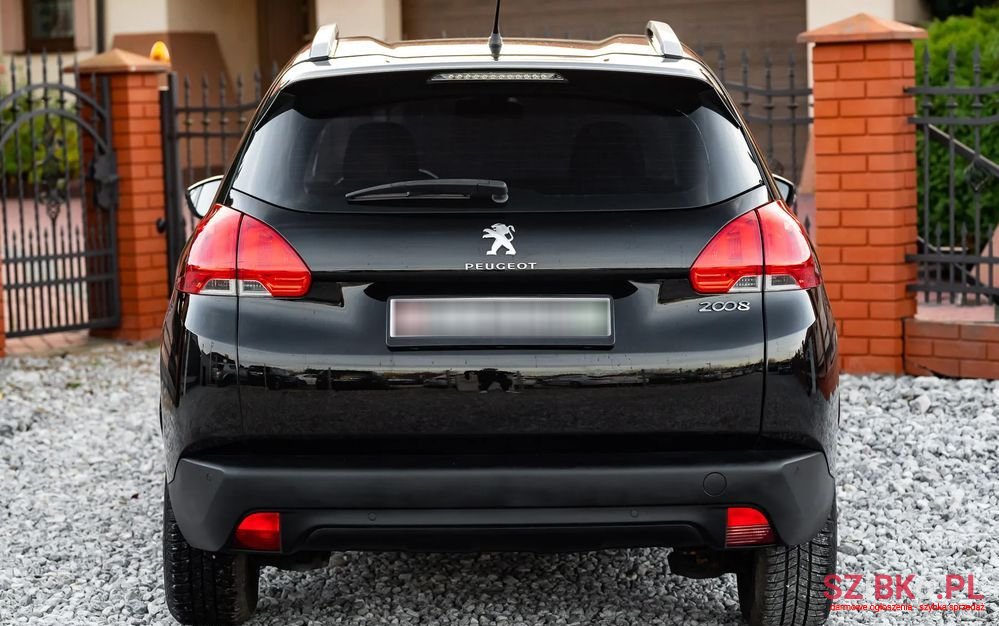 2015' Peugeot 2008 photo #3