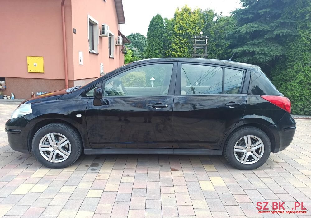 2007' Nissan Tiida photo #4