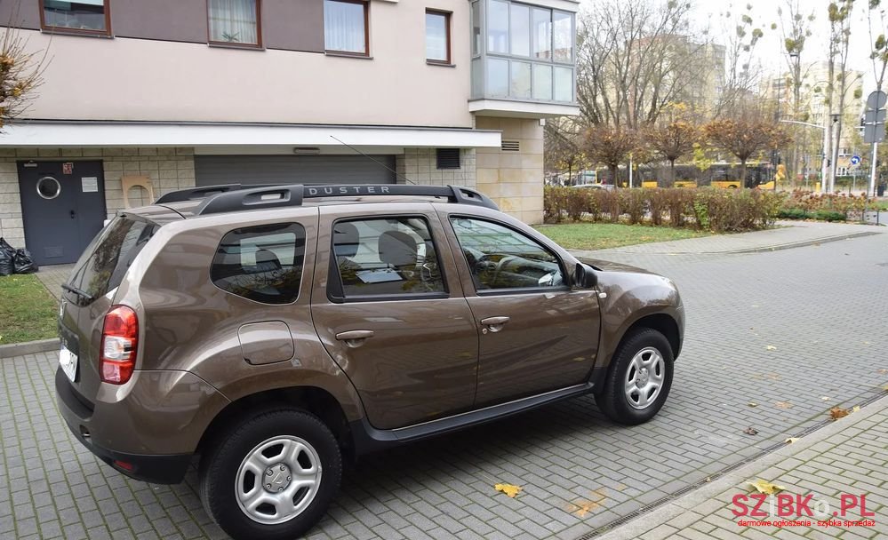 2017' Dacia Duster 1.6 Sce Laureate S&S photo #4