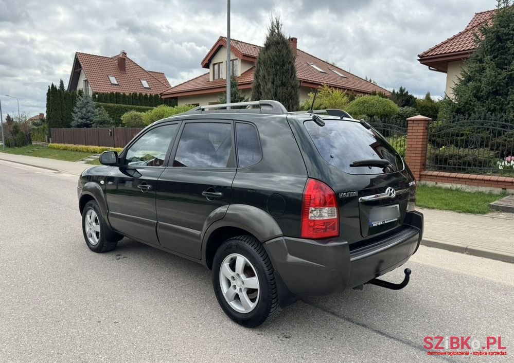 2005' Hyundai Tucson photo #5