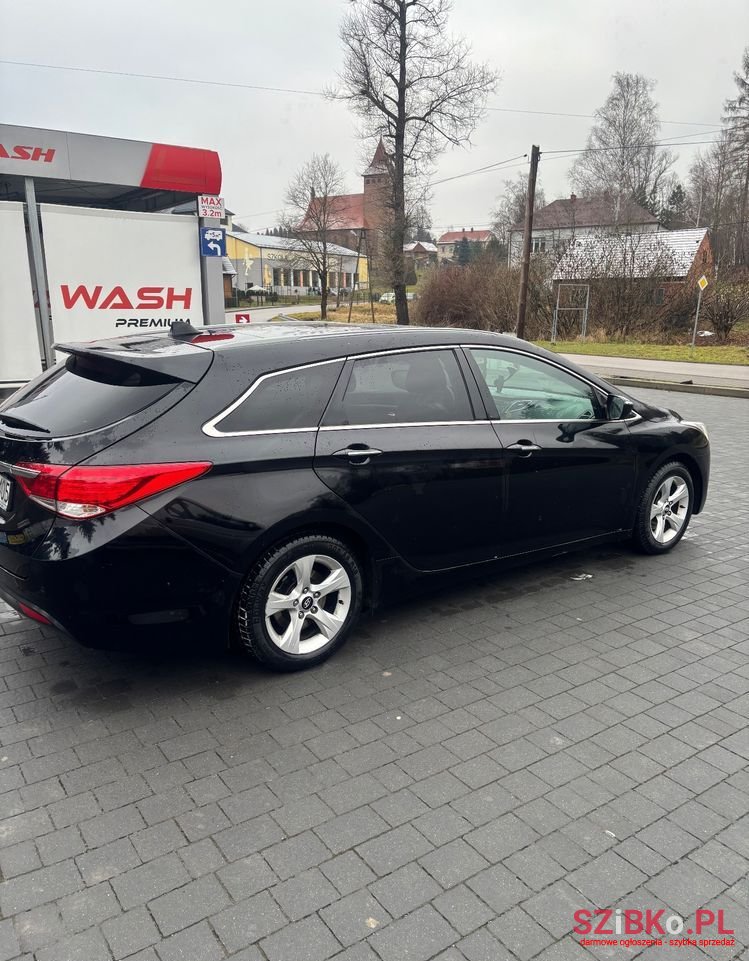 2011' Hyundai i40 photo #2