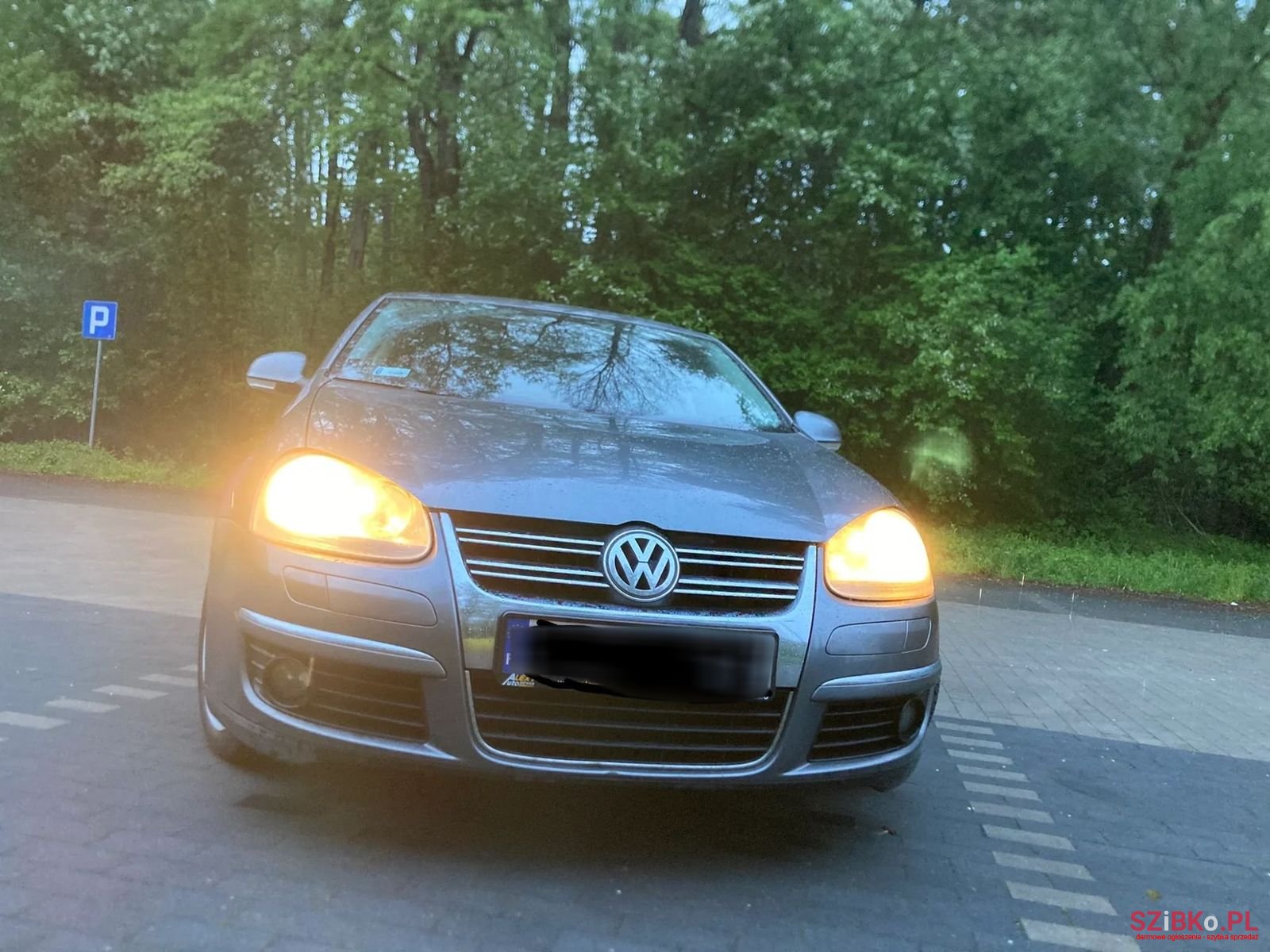 2005' Volkswagen Jetta photo #5