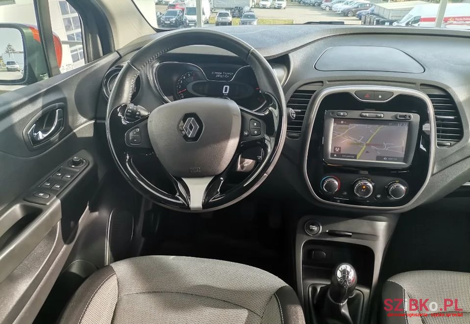 2016' Renault Captur photo #5