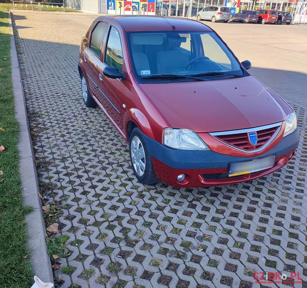 2007' Dacia Logan photo #1