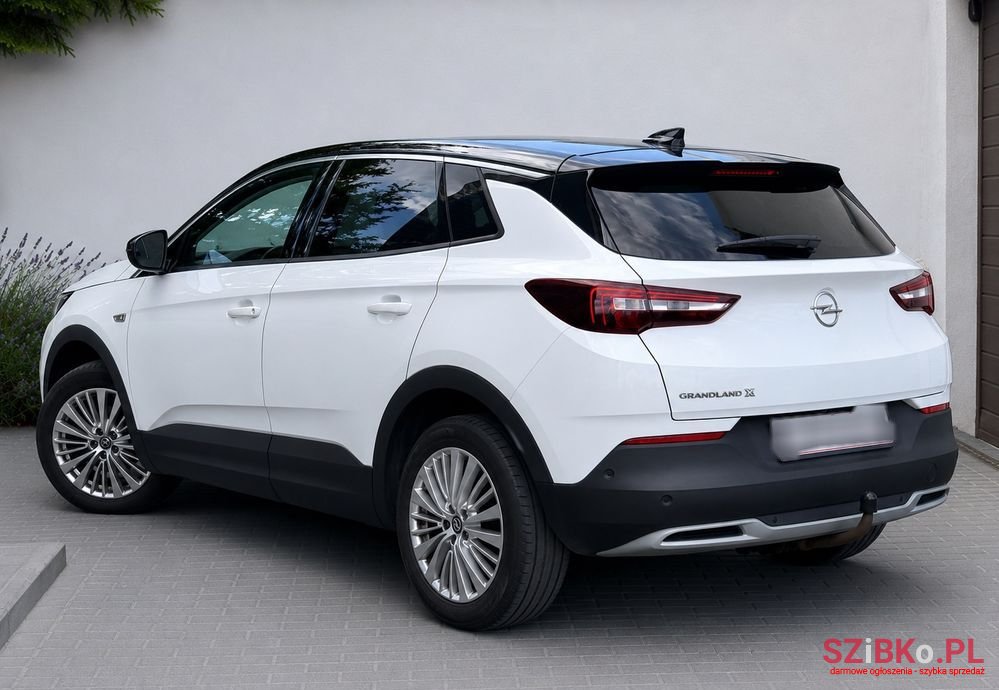 2020' Opel Grandland X photo #3