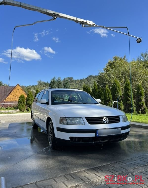 1997' Volkswagen Passat 1.8 photo #1