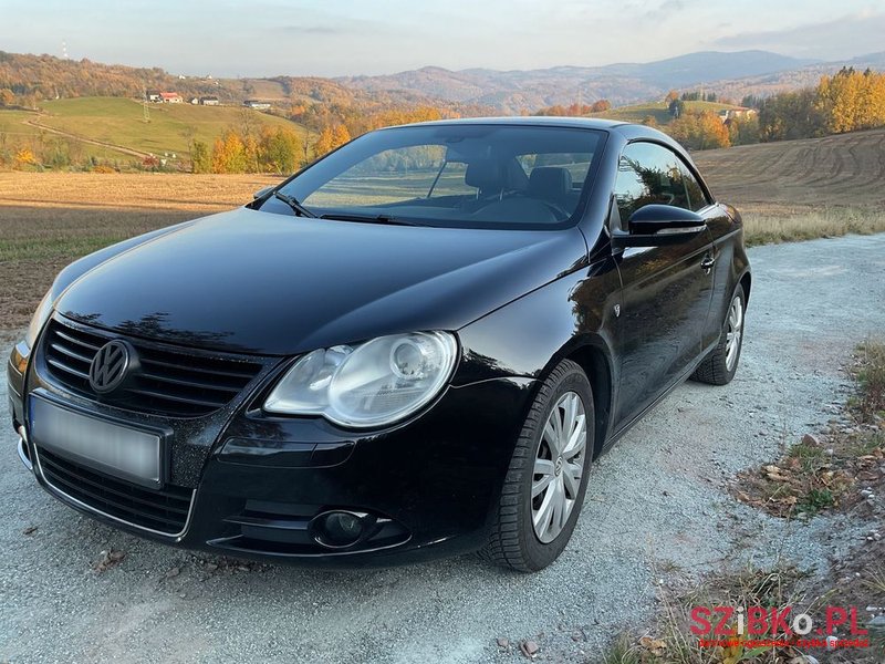 2008' Volkswagen Eos photo #1