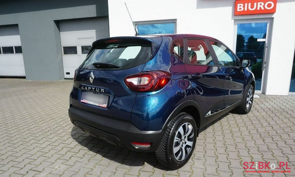 2017' Renault Captur photo #3