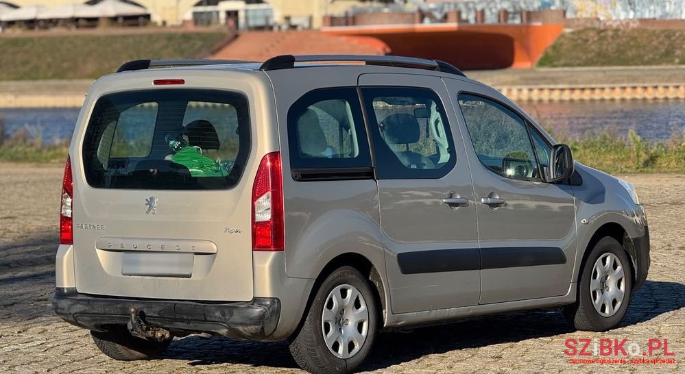 2009' Peugeot Partner Hdi 75 Esplanade photo #5