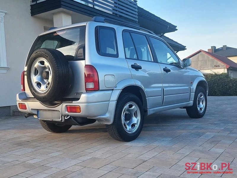 2004' Suzuki Grand Vitara photo #6