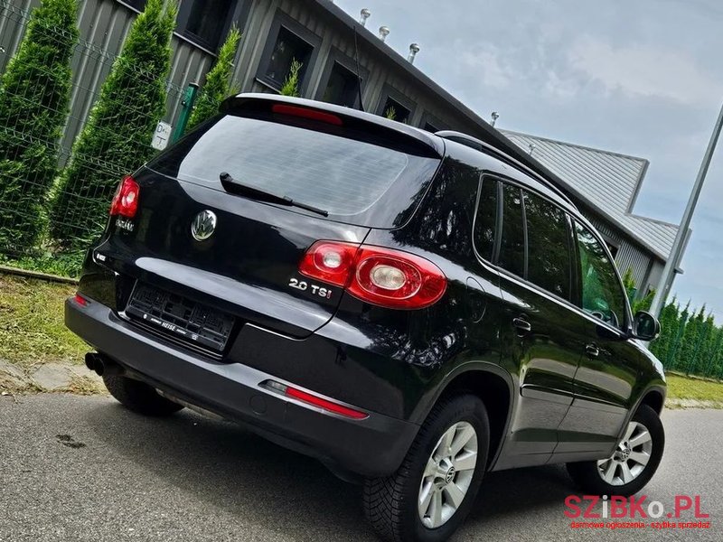 2009' Volkswagen Tiguan photo #4