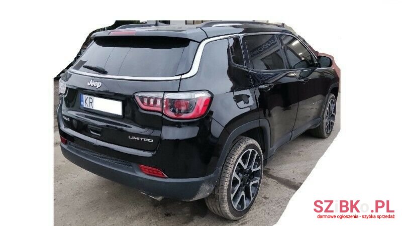 2019' Jeep Compass photo #4