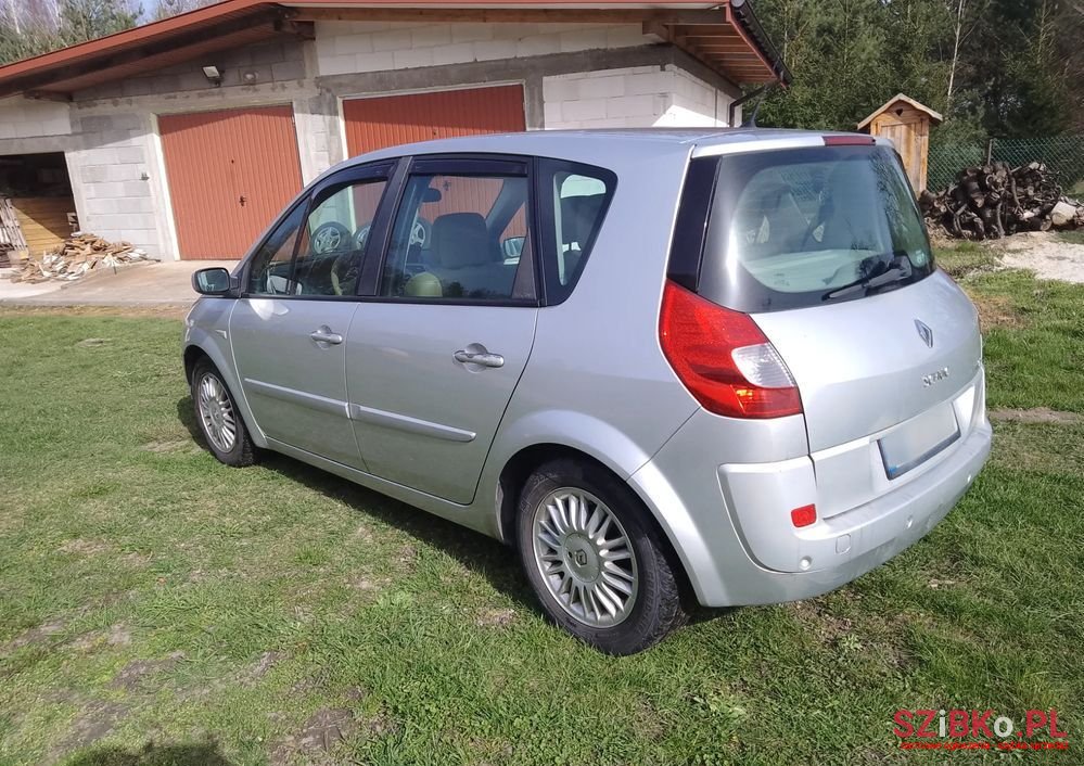 2007' Renault Scenic 1.9 Dci Privilege photo #3