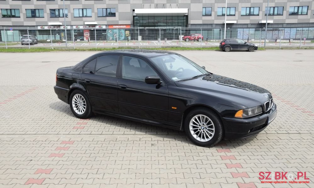 2002' BMW 5 Series photo #3