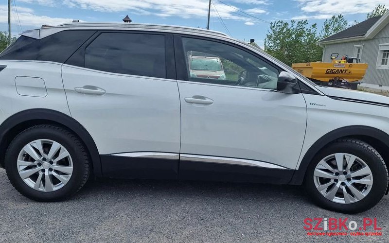 2020' Peugeot 3008 Hybrid4 300 E-Eat8 Gt photo #2
