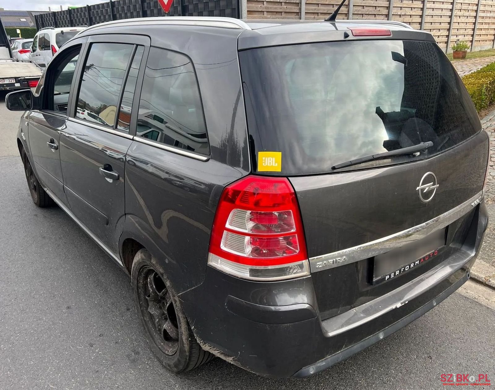 2011' Opel Zafira photo #5