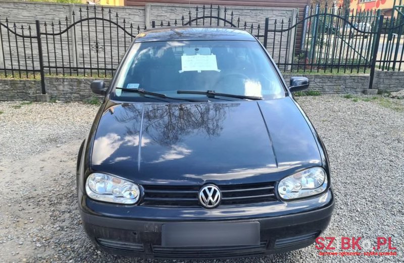 2003' Volkswagen Golf photo #3