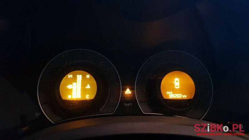 2009' Toyota Auris photo #3