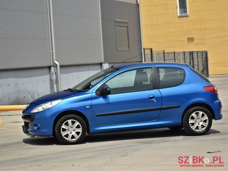 2009' Peugeot 206 Plus photo #6